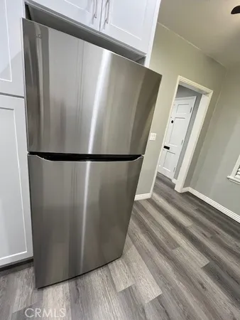 $2,095 | 5139 East Carson Street, Long Beach, CA 90808