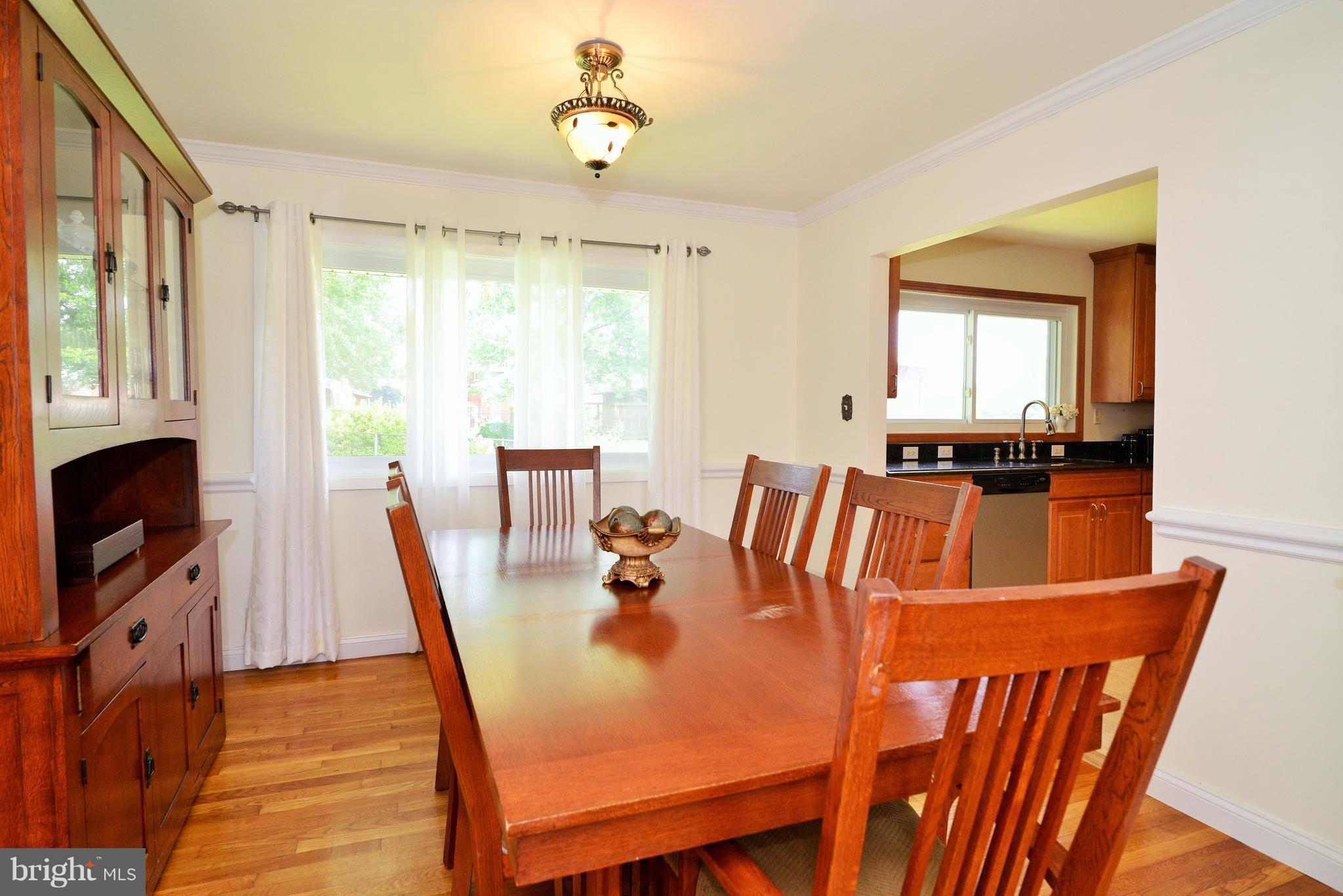 3806 Lakota Road Alexandria, VA 22303 - Photo 8 of 30 Dining Room