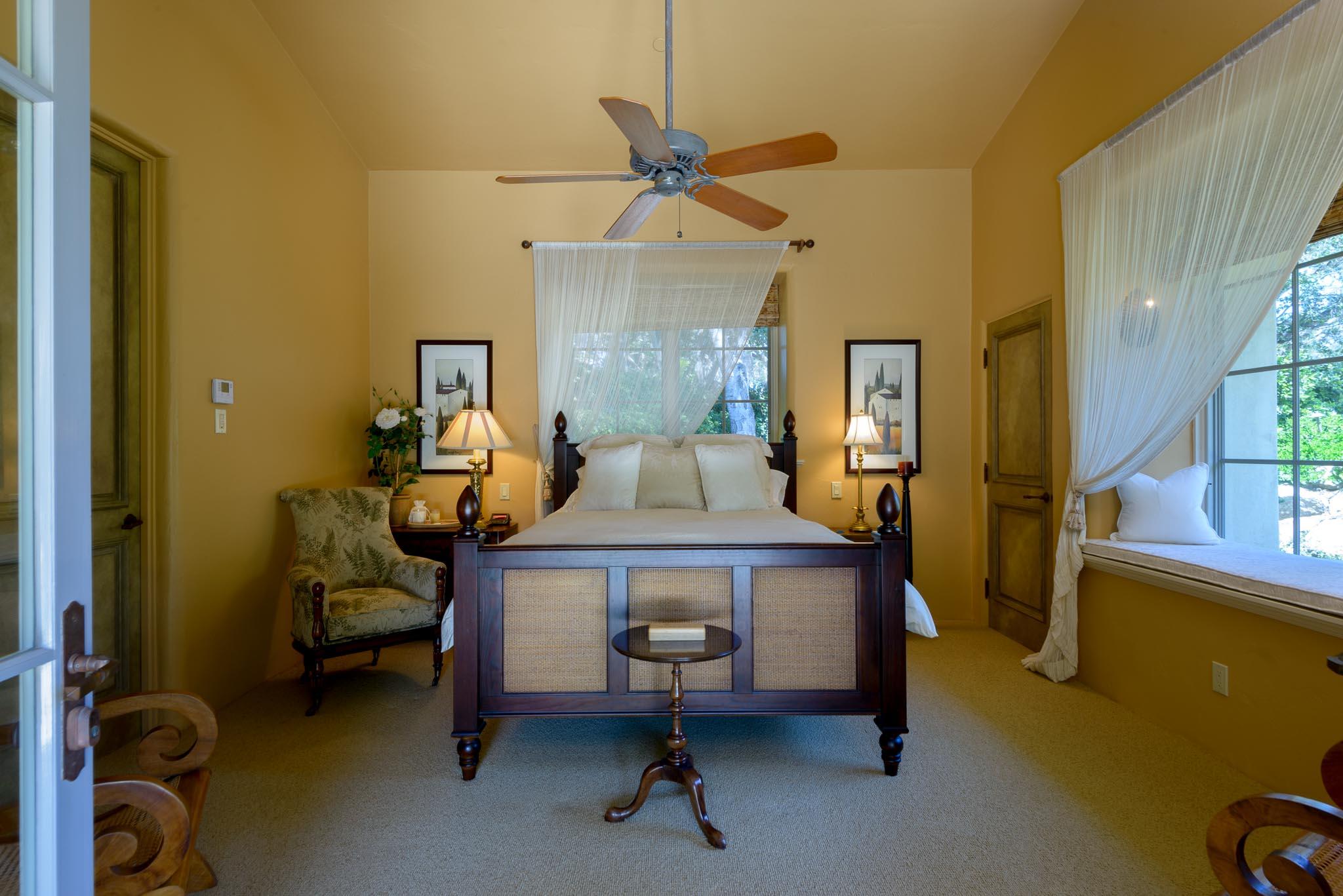 1720 Midwick Place Santa Barbara, CA 93108 - Photo 11 of 19 GuestRoom