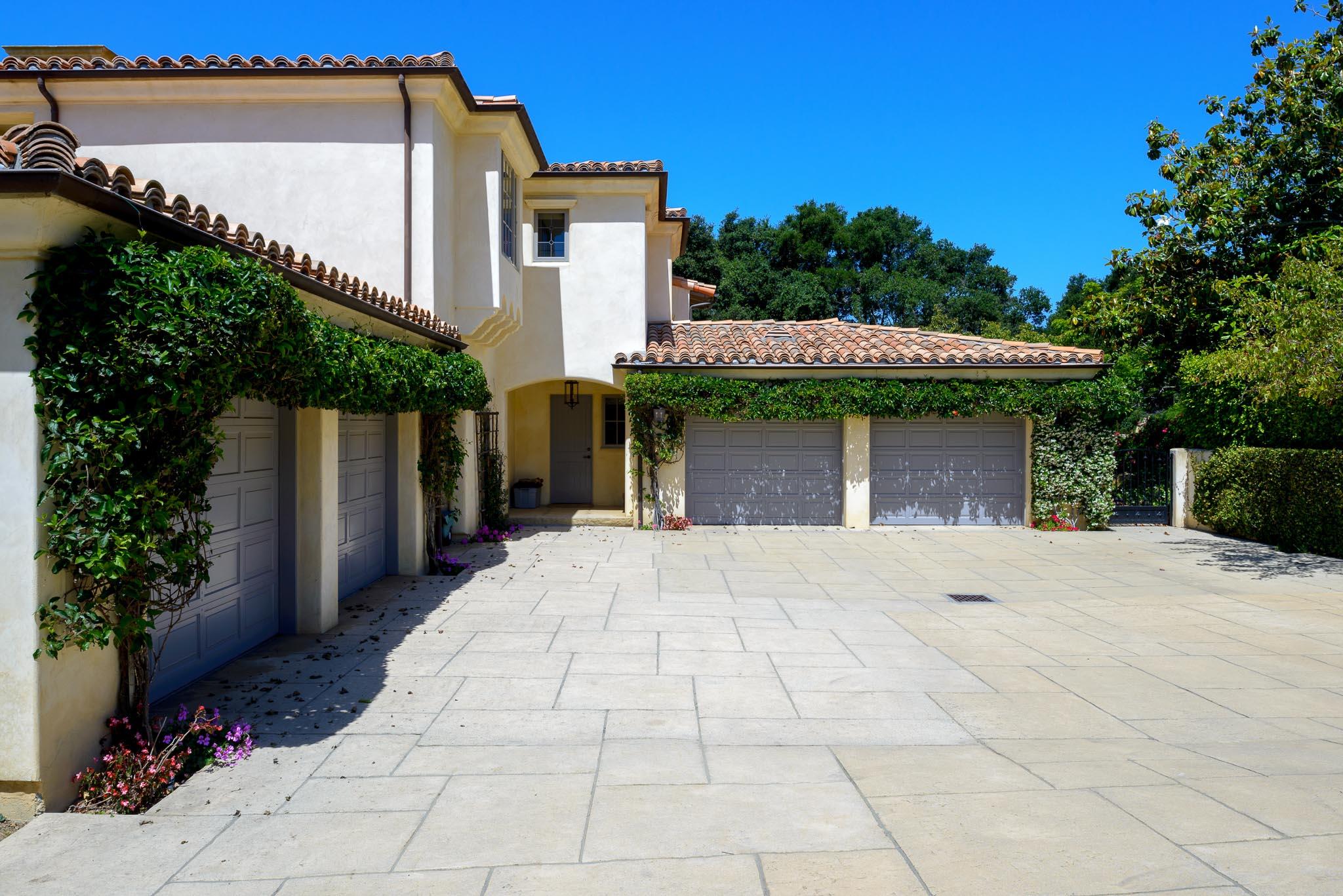 1720 Midwick Place Santa Barbara, CA 93108 - Photo 9 of 19 DriveWay