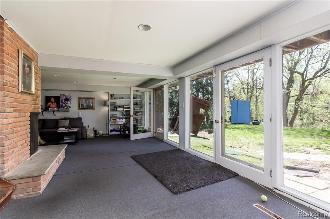 4165 Valley Forge Road Bloomfield Hills, MI 48301 - Photo 37 of 43 4165 Valley Forge (33 of 39).jpg