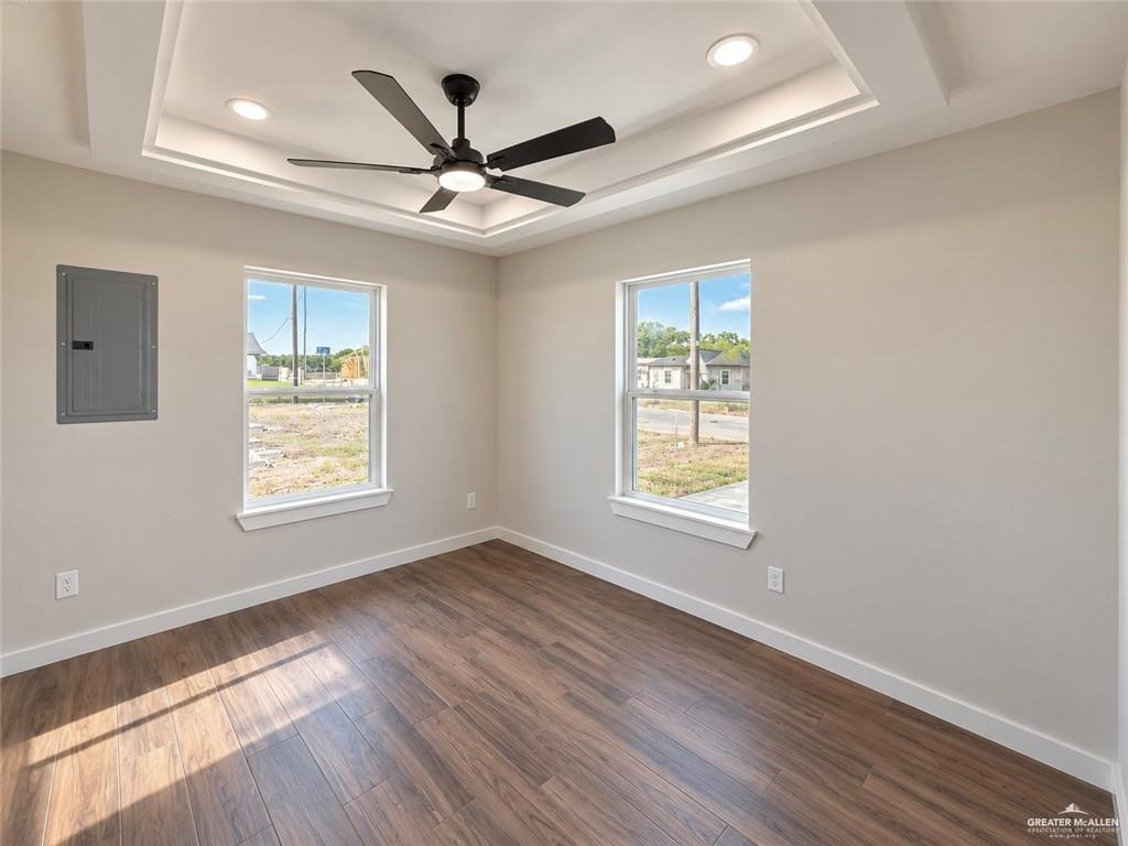 2232 Via Roma Road Weslaco, TX 78596 - Photo 8 of 13 Gallery Image 8