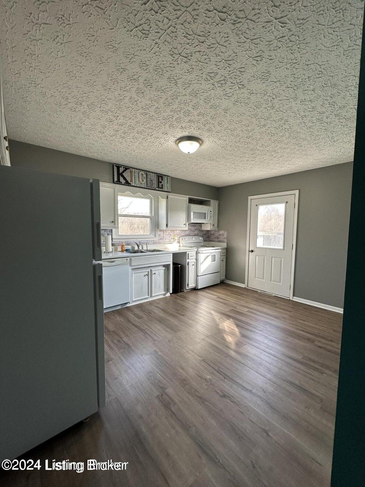845 New State Road Webster, KY 40176 - Photo 4 of 17 20240322160801051192000000-o