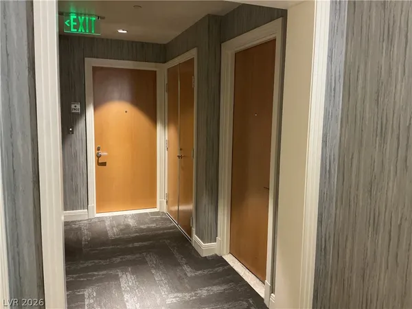 $2,295 | 222 Karen Avenue, Unit 2904, Las Vegas, NV 89109