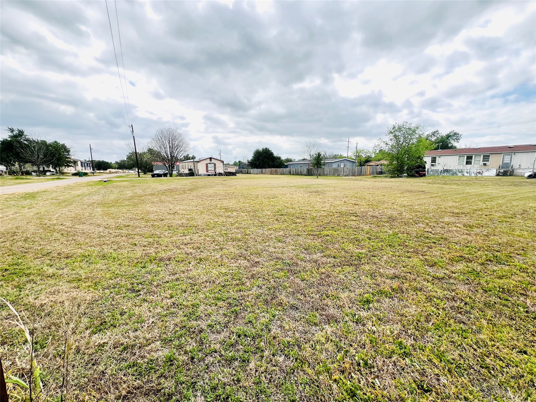 Tbd West 1st Street Cameron, TX 76520 - Photo 2 of 6 a view of an ocean and beach
