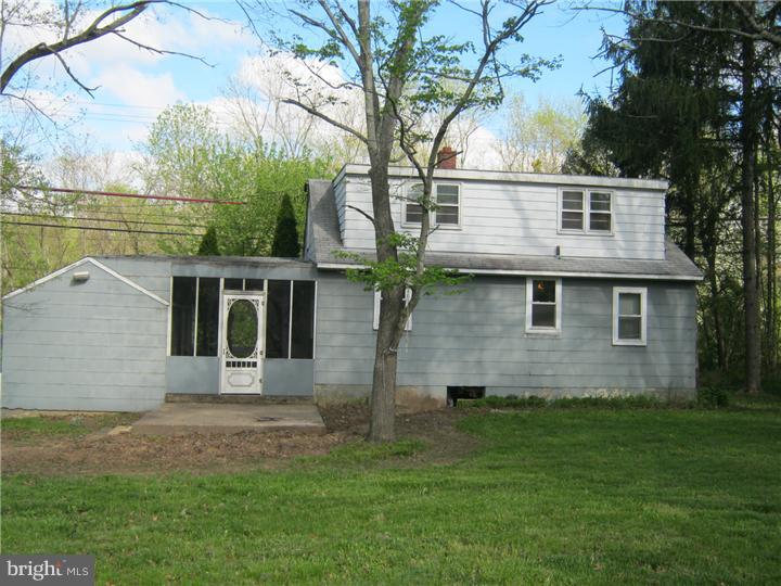 4263 Lower Mountain Road New Hope, PA 18938 - Photo 2 of 5 Exterior Back