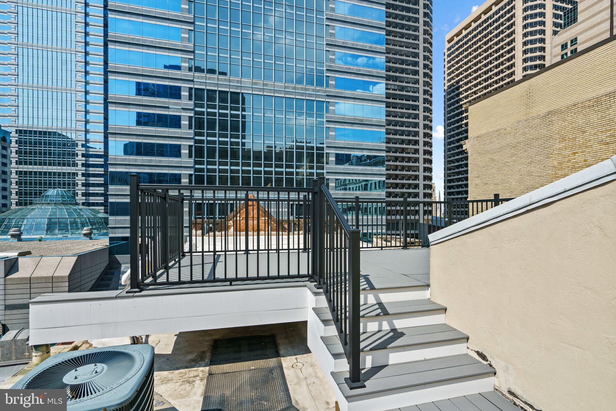 1606 Chestnut Street, Unit 4 Philadelphia, PA 19103 - Photo 32 of 35 a view of entryway with a balcony