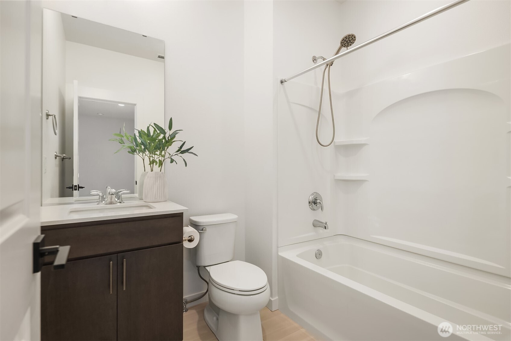 21708 24th Avenue Southeast, Unit B Bothell, WA 98021 - Photo 23 of 34