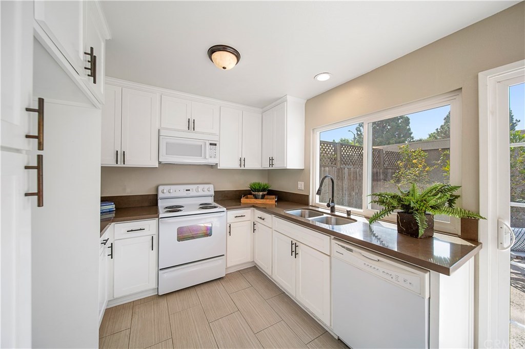 7091 Fulton Way Stanton, CA 90680 - Photo 1 of 1