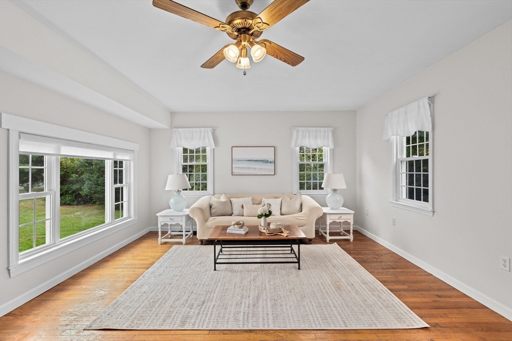 1 Hillside Road Scituate, MA 02066 - Photo 6 of 42 Gallery Image 6