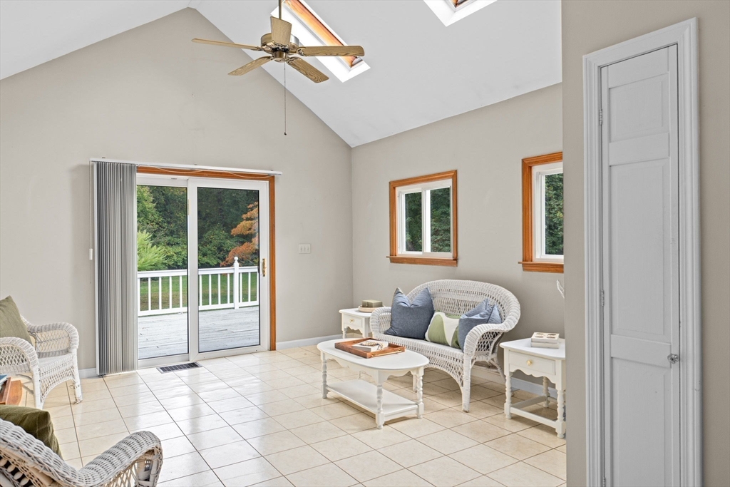 1 Hillside Road Scituate, MA 02066 - Photo 9 of 42 Gallery Image 9