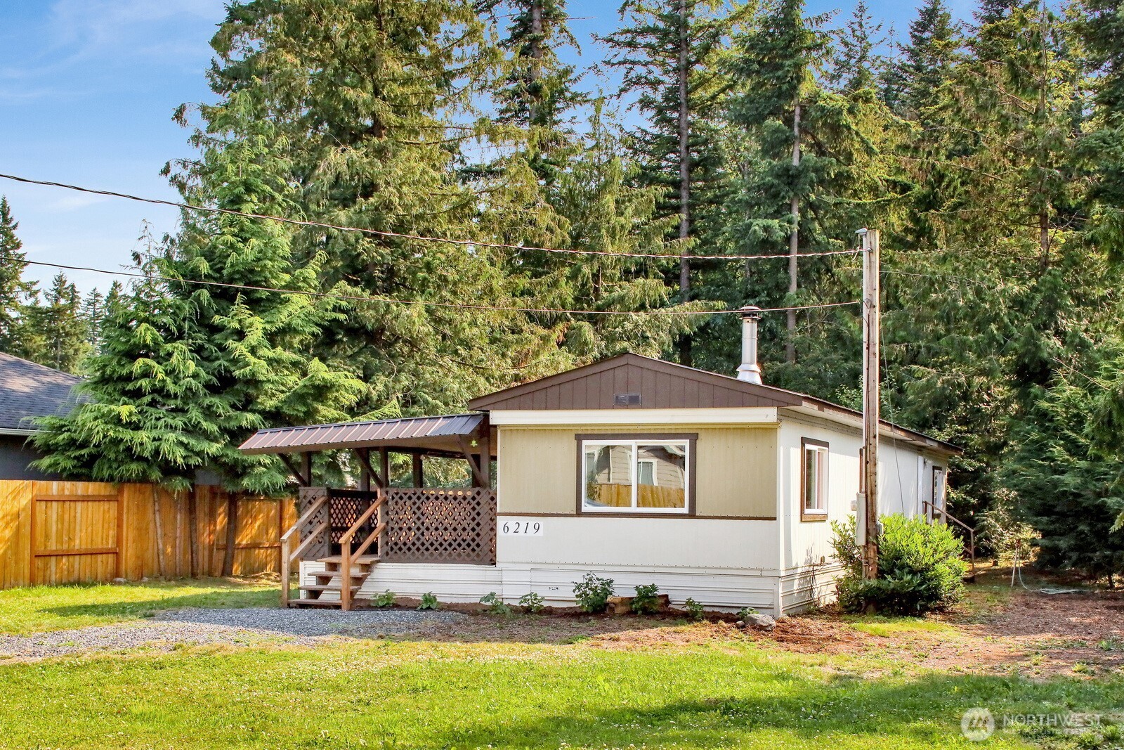 6219 Shamrock Road Maple Falls, WA 98266 - Photo 3 of 25 Gallery Image 3