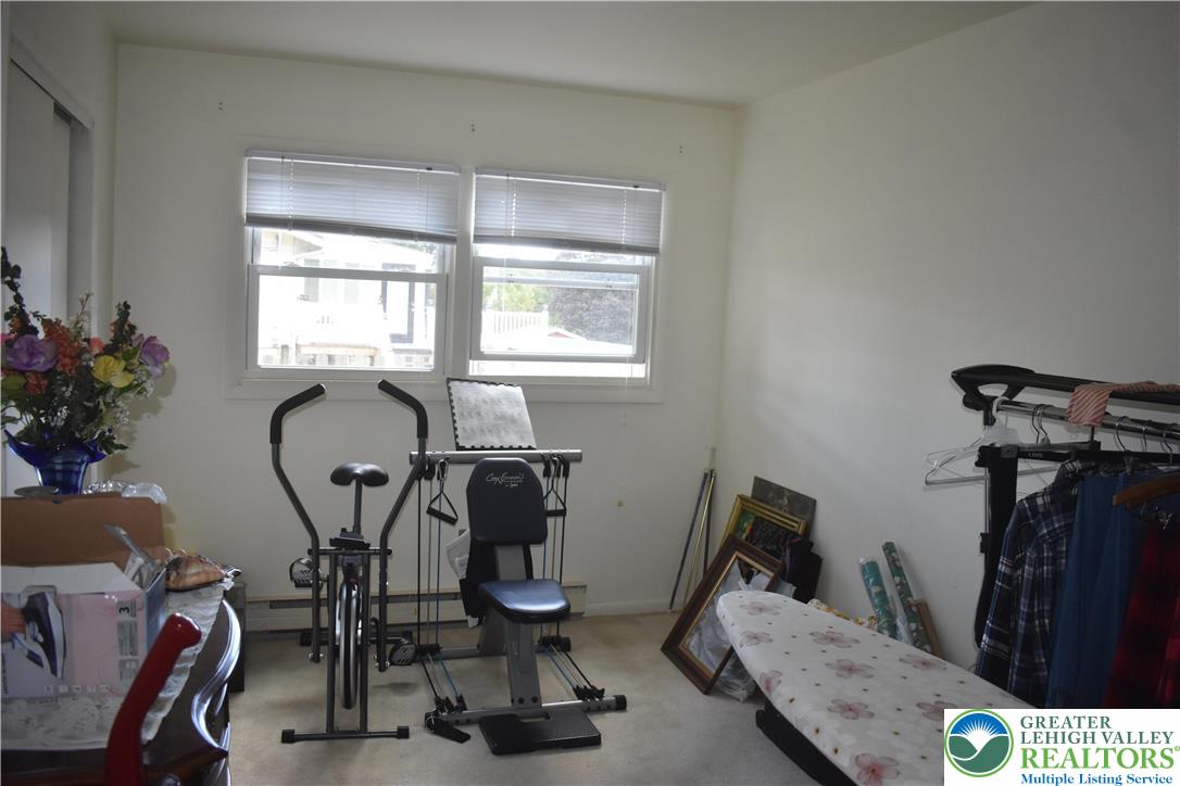 2215 Sutton Drive Stroudsburg, PA 18360 - Photo 11 of 16 Gallery Image 11