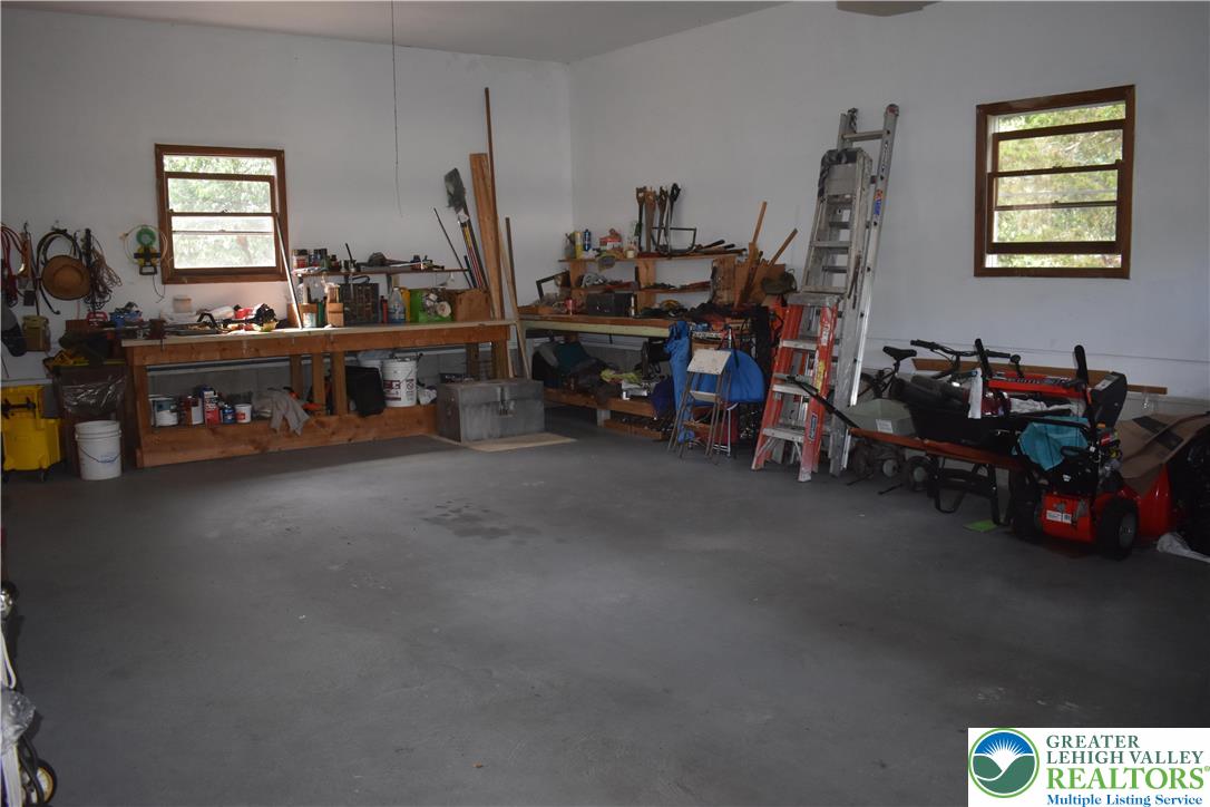 2215 Sutton Drive Stroudsburg, PA 18360 - Photo 16 of 16 Gallery Image 16