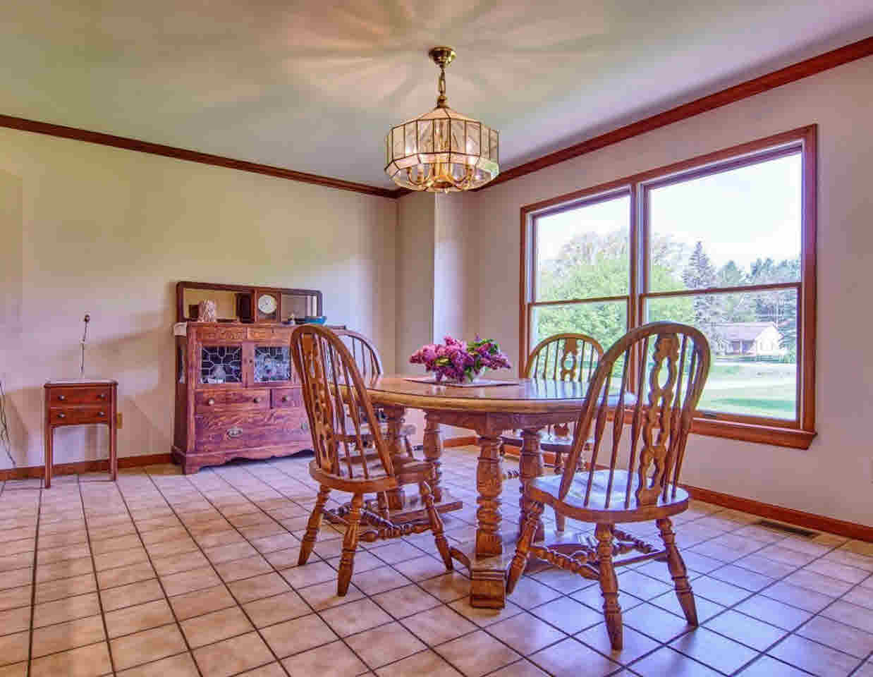 10182 East Richfield Road Davison, MI 48423 - Photo 21 of 43 21311039-20.JPG