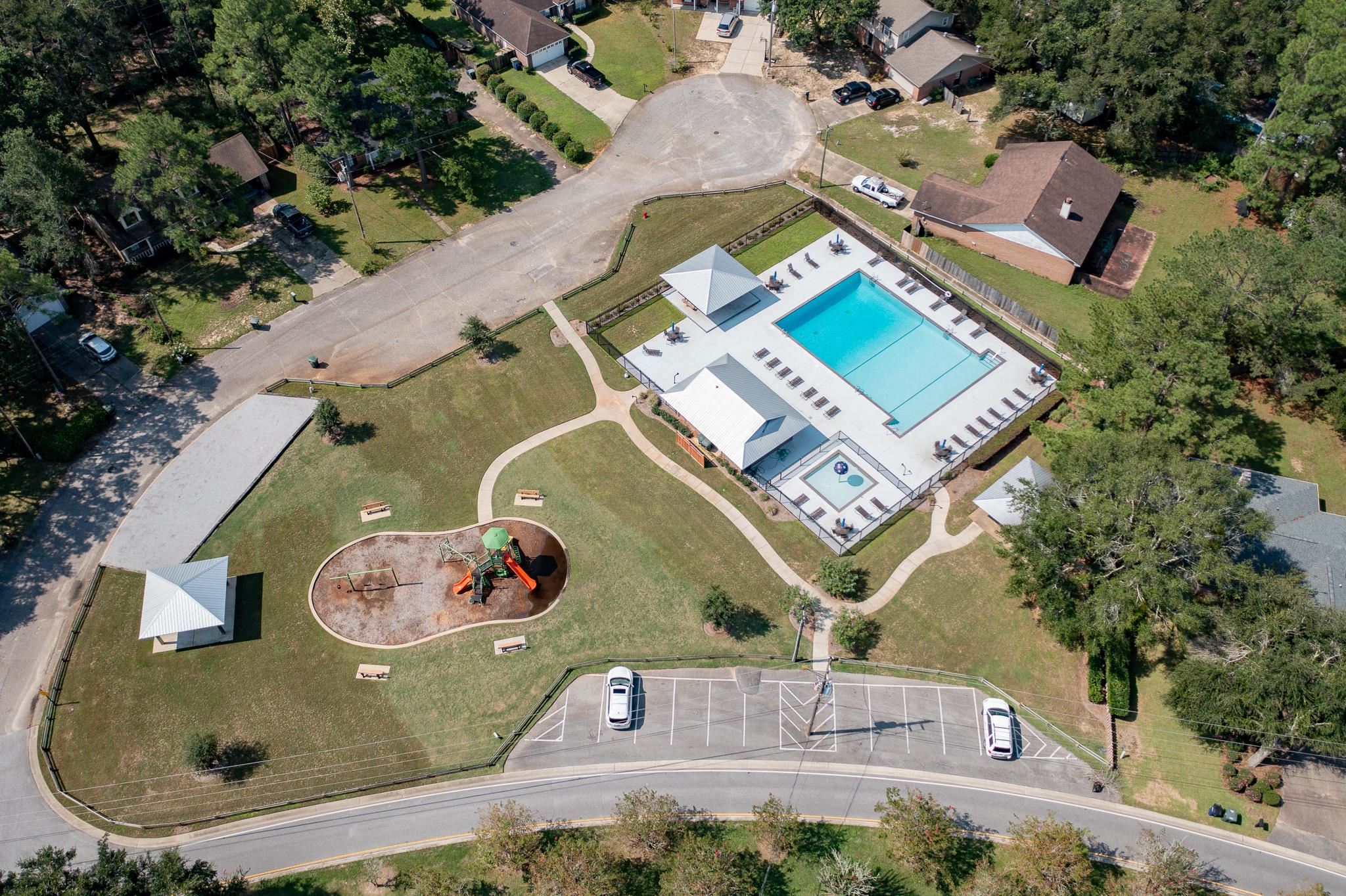 511 Ridgewood Drive Daphne, AL 36526 - Photo 9 of 59 swimming pool