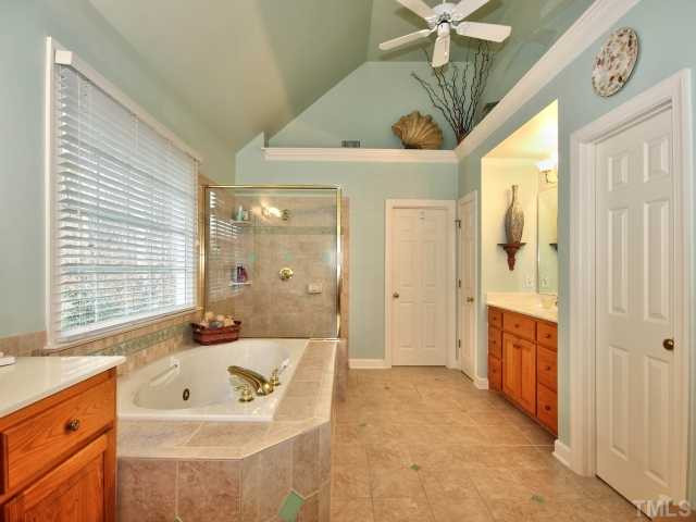 9437 Macon Road Raleigh, NC 27613 - Photo 14 of 25 Photo 14
