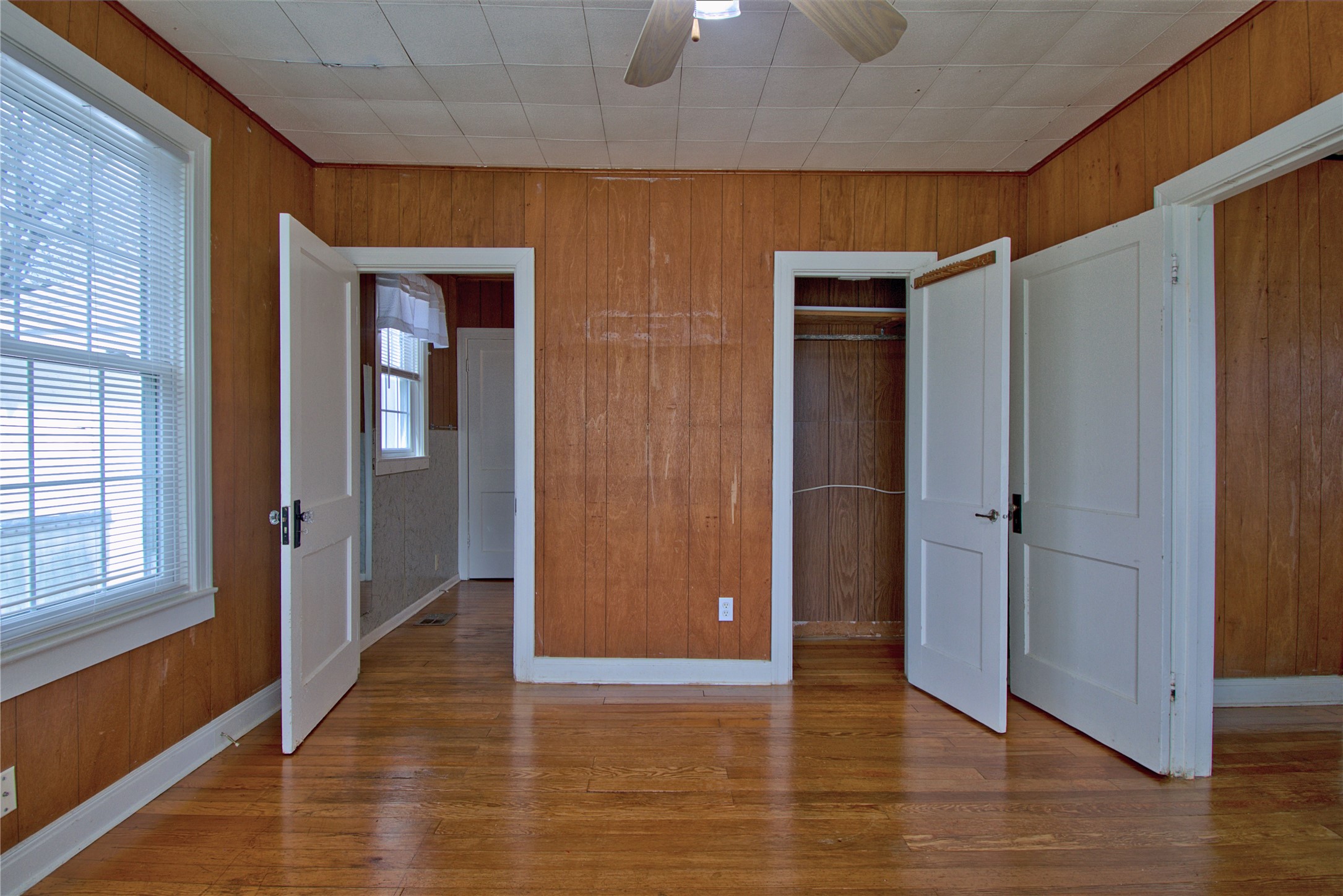 8402 Elroy Road Del Valle, TX 78617 - Photo 11 of 17 Gallery Image 11