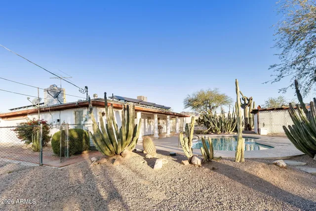 $599,999 | 2053 North Meridian Drive, Apache Junction, AZ 85120