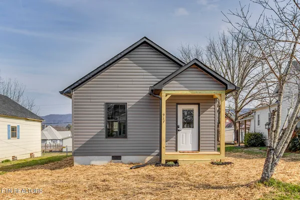 $205,000 | 917 Washington Avenue, Etowah, TN 37331