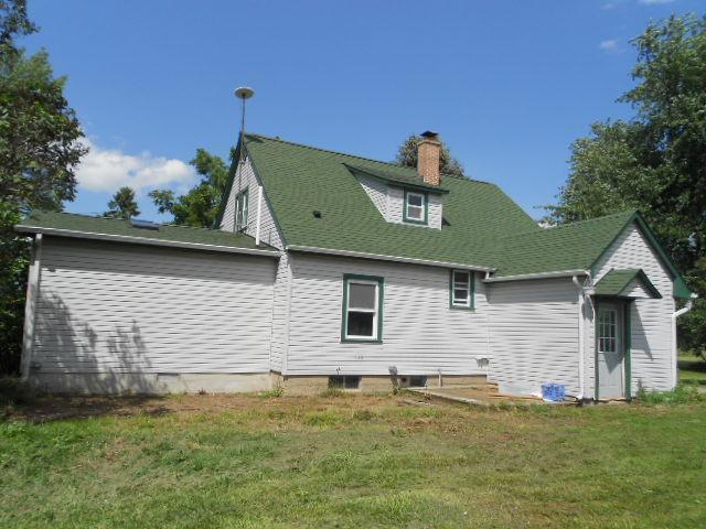 9613 West Edgar Road Lakeview, MI 48850 - Photo 1 of 8 Primary Photo