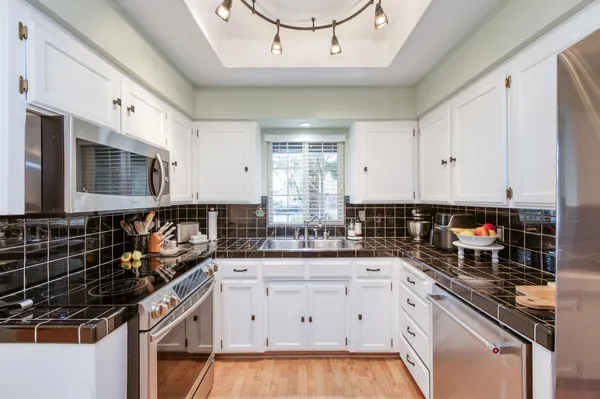 $475,000 | 230 North Bush Avenue, Clovis, CA 93612