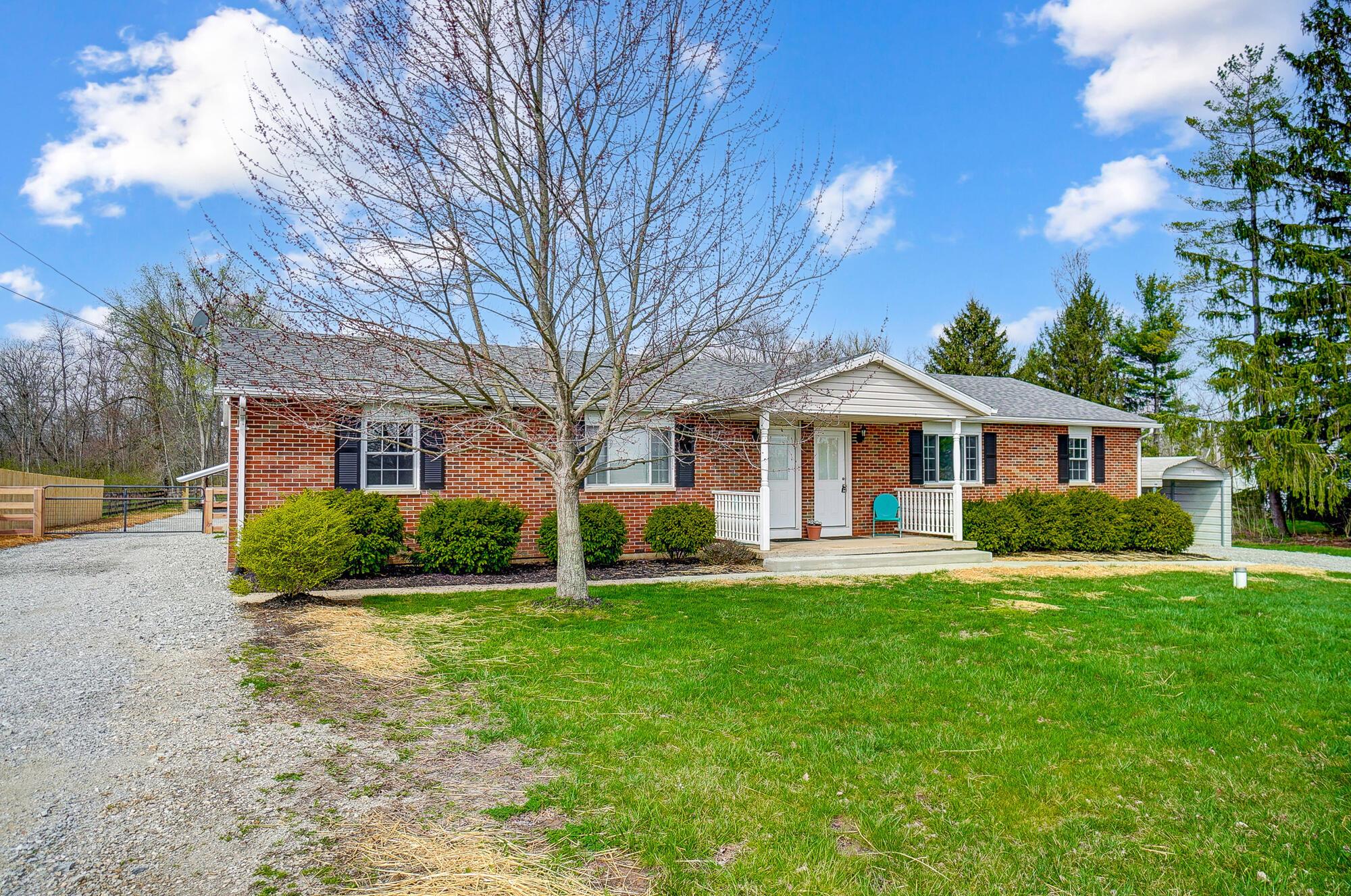 4645 Willow Dale Road Springfield, OH 45502 - Photo 2 of 55 002