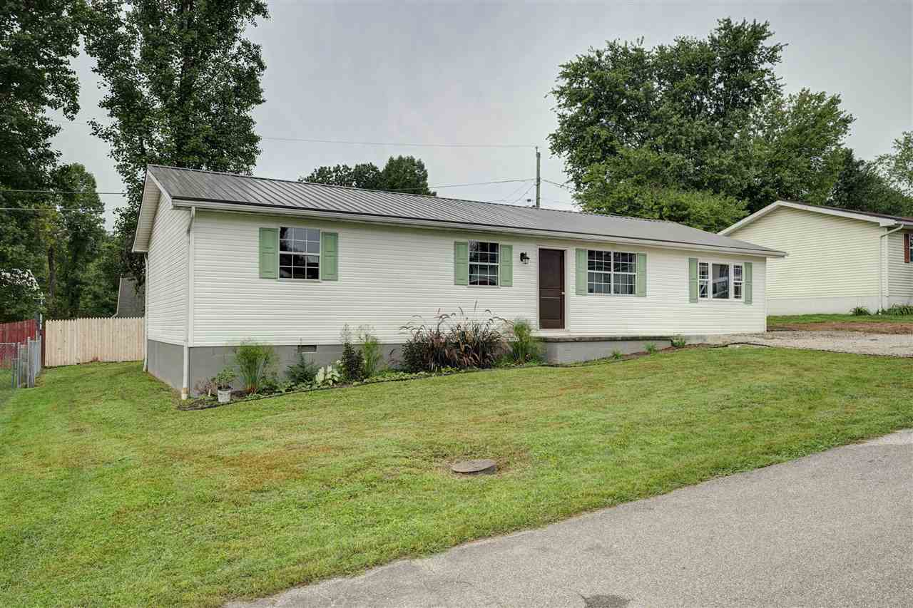 3 Russell Court Winfield, WV 25213 - Photo 3 of 27 Gallery Image 3