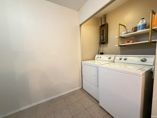 $175,000 | 4922 Stony Run Court, Fort Wayne, IN 46825