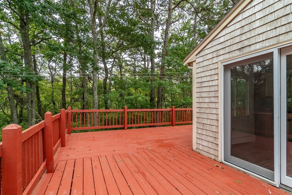 30 Rice Avenue Pocasset, MA 02559 - Photo 18 of 21 Gallery Image 18