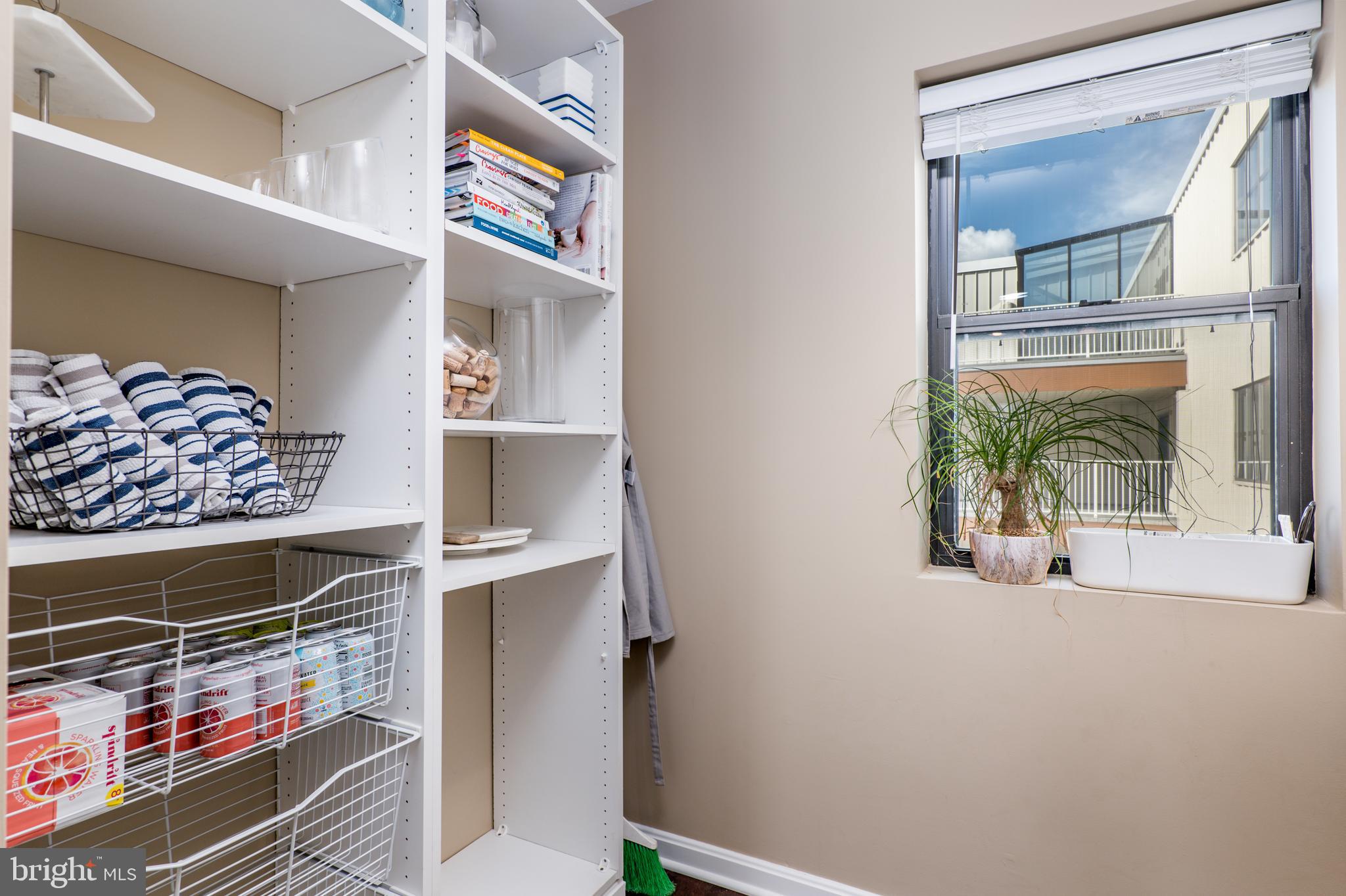 2702 Lighthouse Point East, Unit 637 Baltimore, MD 21224 - Photo 15 of 37