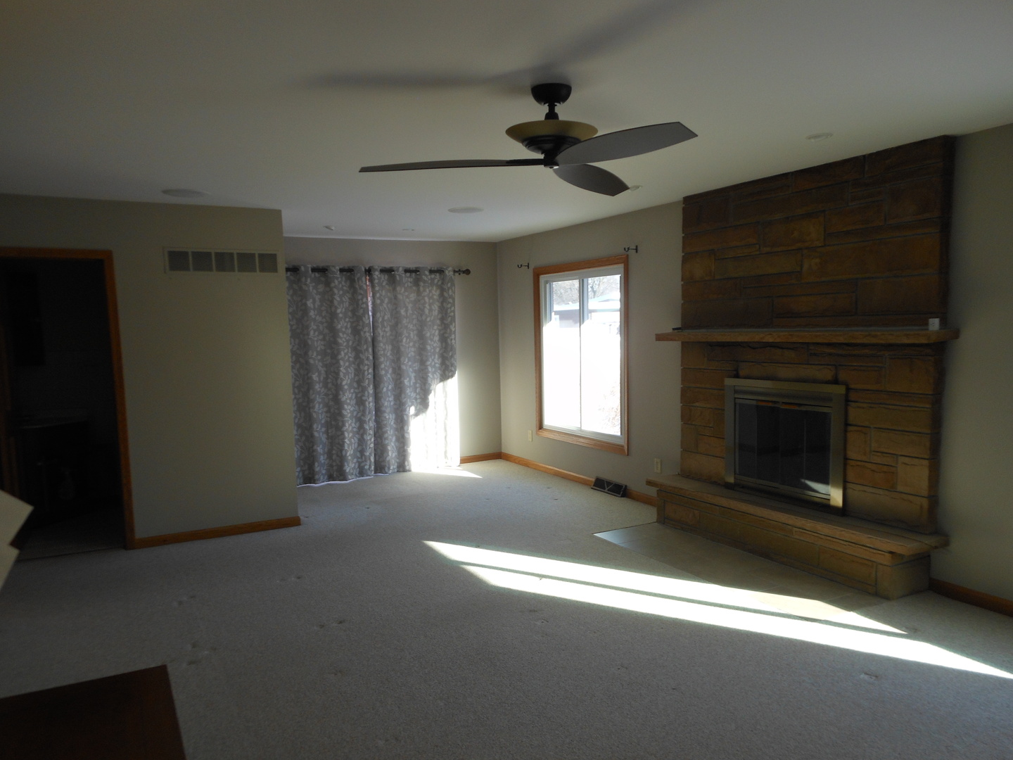 1004 Westminster Road Joliet, IL 60435 - Photo 14 of 30