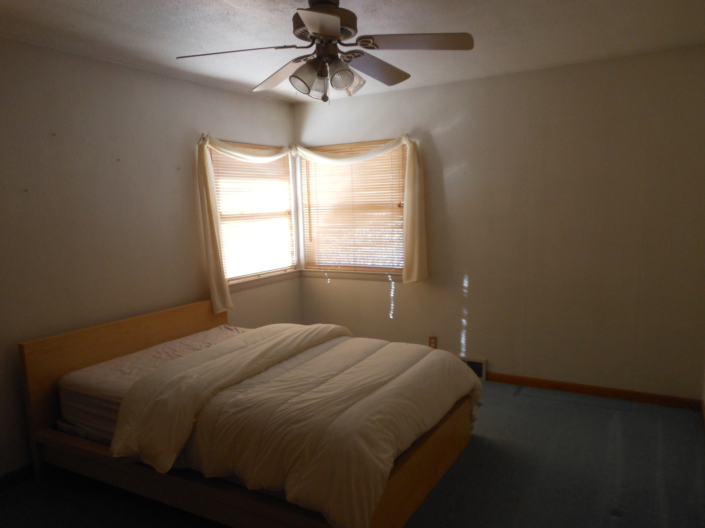 1004 Westminster Road Joliet, IL 60435 - Photo 20 of 30