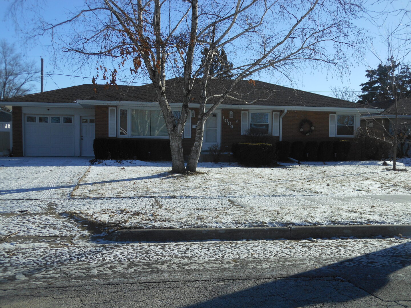 1004 Westminster Road Joliet, IL 60435 - Photo 2 of 30