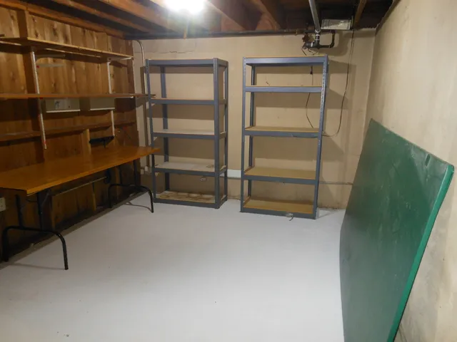 $314,900 | 1004 Westminster Road, Joliet, IL 60435