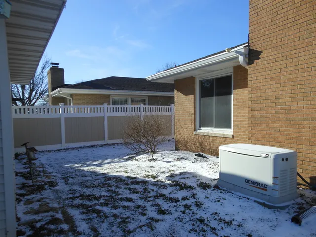 $314,900 | 1004 Westminster Road, Joliet, IL 60435