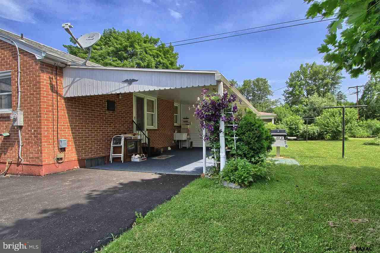 303 Maywood Road York, PA 17402 - Photo 26 of 30 Gallery Image 26