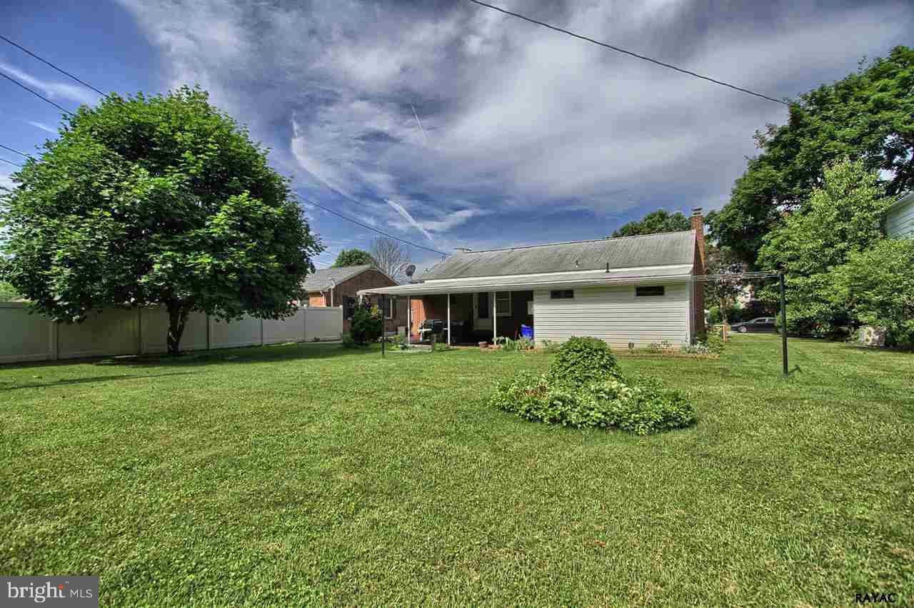 303 Maywood Road York, PA 17402 - Photo 28 of 30 Gallery Image 28