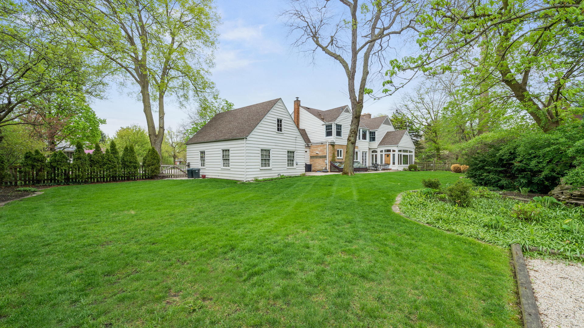 301 North Delaplaine Road Riverside, IL 60546 - Photo 34 of 34
