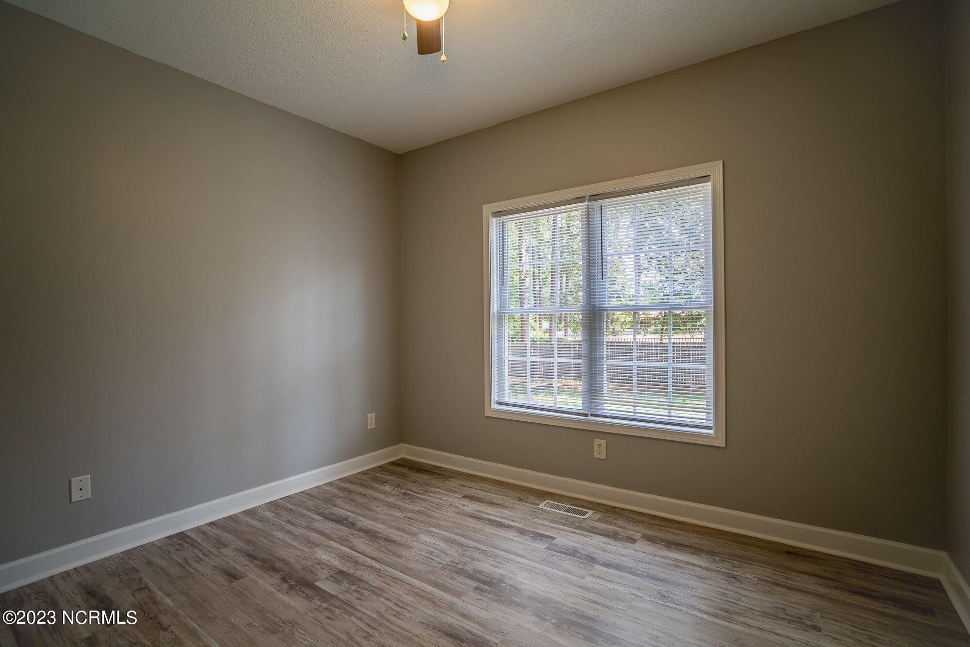 10 Red Cedar Lane Pinehurst, NC 28374 - Photo 16 of 27 10 Red Cedar Lane bedroom #3