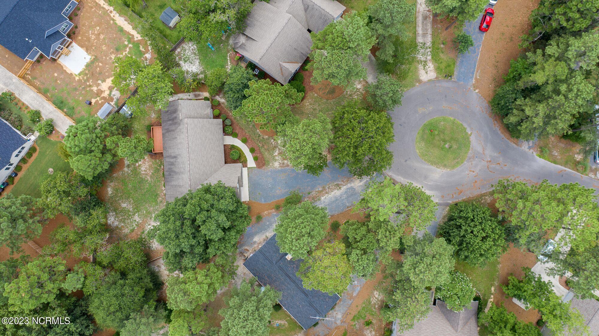 10 Red Cedar Lane Pinehurst, NC 28374 - Photo 20 of 27 Drone showing cul-de-sac