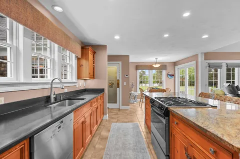 $2,750,000 | 350 Plum Street, West Barnstable, MA 02668