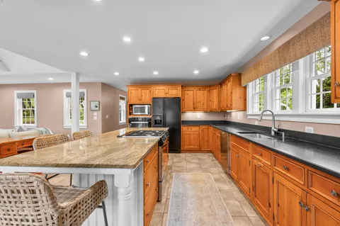 $2,750,000 | 350 Plum Street, West Barnstable, MA 02668