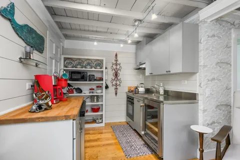 $2,750,000 | 350 Plum Street, West Barnstable, MA 02668