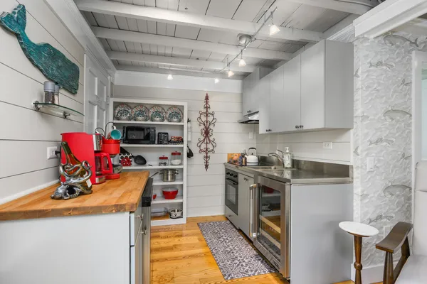 $2,750,000 | 350 Plum Street, West Barnstable, MA 02668