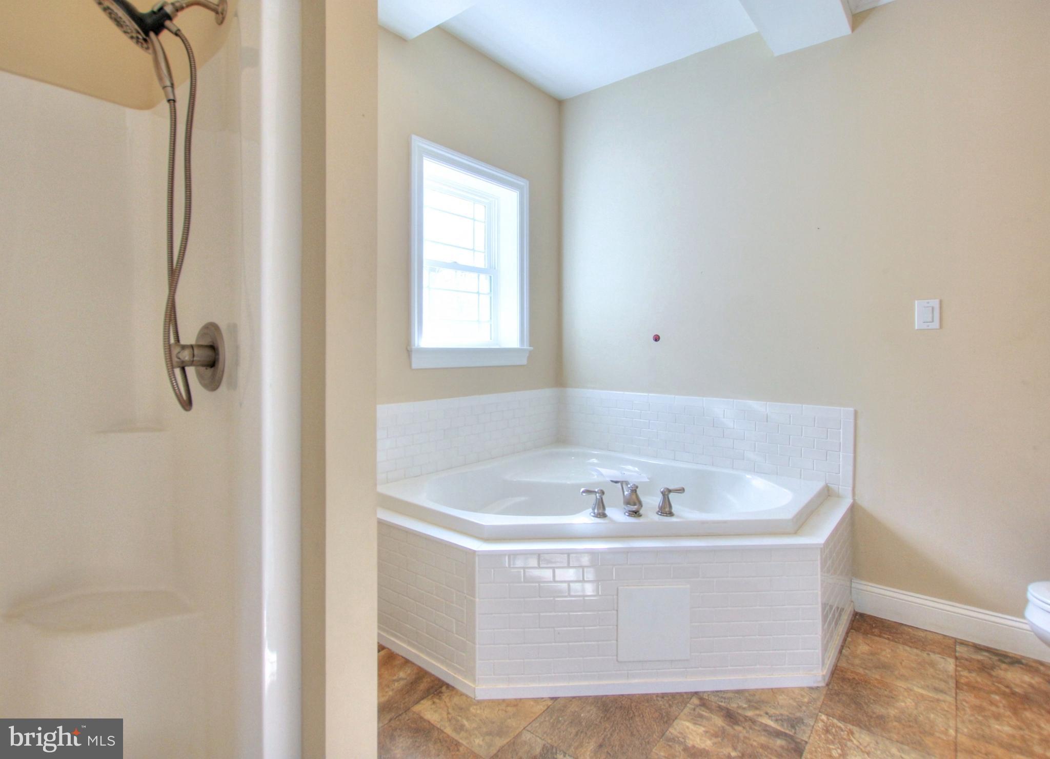 3525 Oak Road Laurel, MD 20724 - Photo 18 of 36 Primary bathroom