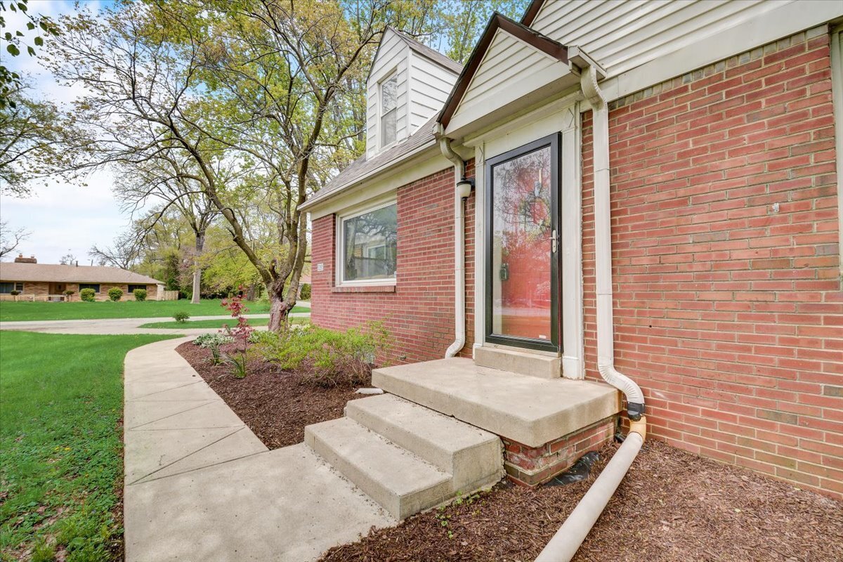 5355 North Michigan Road Indianapolis, IN 46228 - Photo 7 of 48 Gallery Image 7