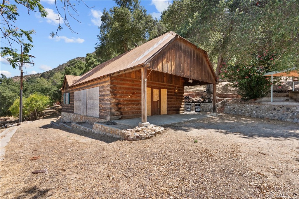 27772 Parker Road Castaic, CA 91384 - Photo 13 of 31