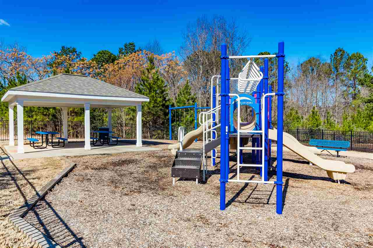 1521 Crafton Way Raleigh, NC 27607 - Photo 28 of 28 Photo 29