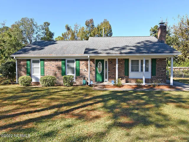 $2,200 | 5201 Lord Tennyson Road, Wilmington, NC 28405